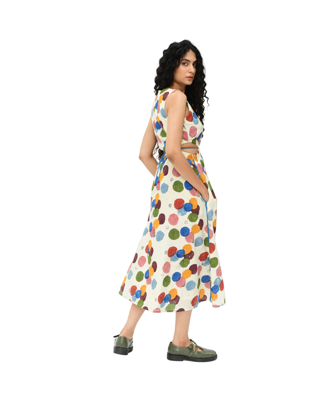 Void Side Space Dress