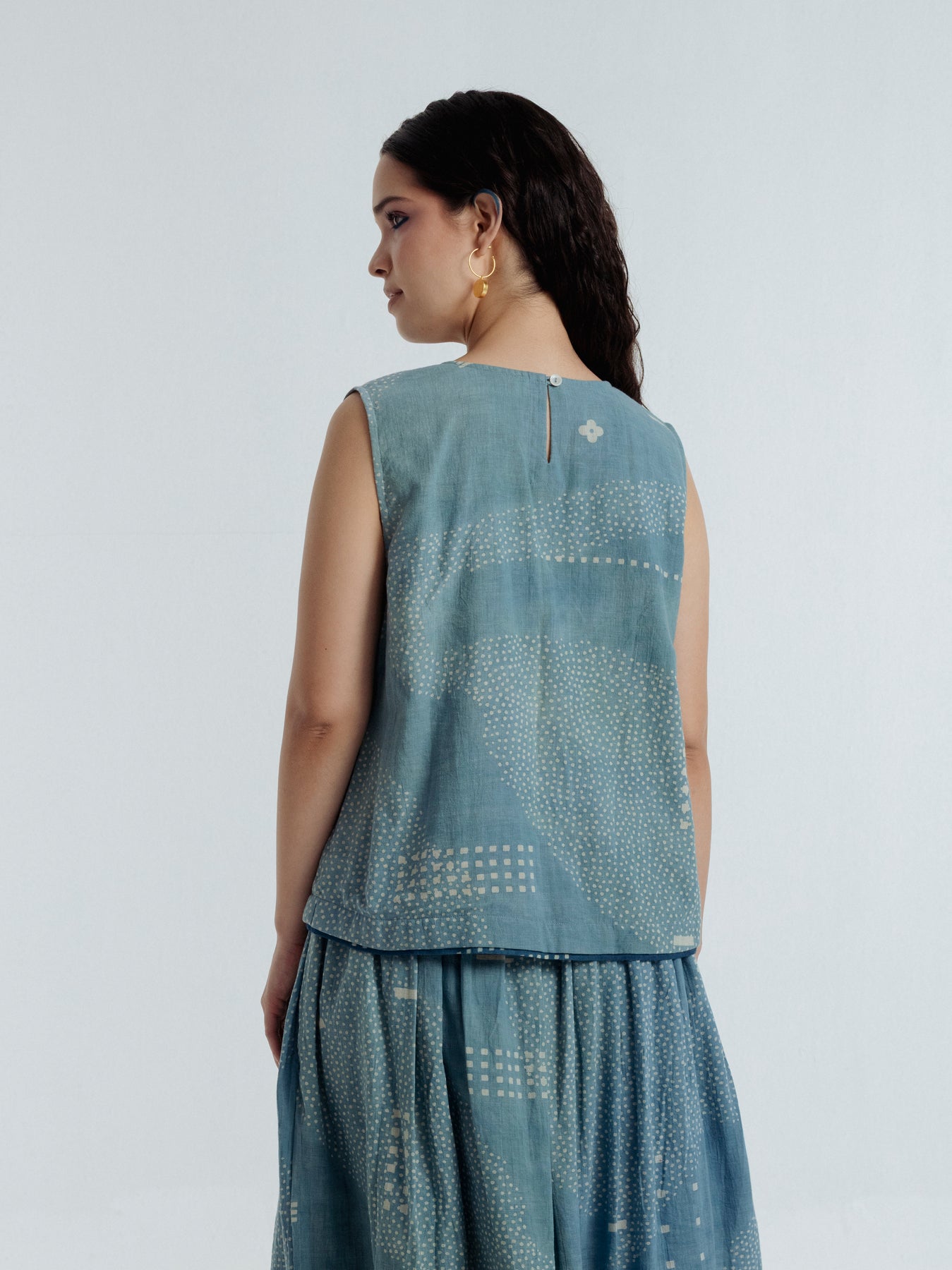 Indigo Shadow  Sky Top